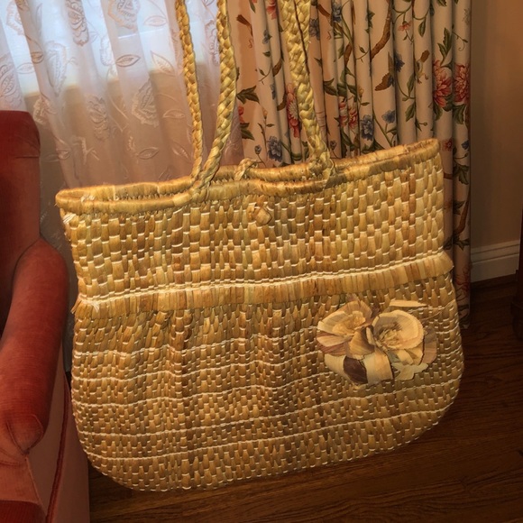 Woven Bag - Picture 2 of 2